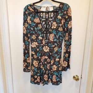 NWOT Crochet Plunge Neck Skater Dress